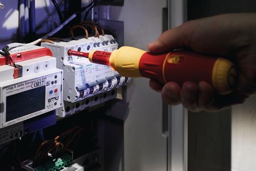 WIHA Schraubendreherset speedE® II electric 6-tlg.Akku Schlitz/(+/-Schlitz/PZD) WIHA WIHA Schraubendreherset speedE® II electric 6-tlg.Akku Schlitz/(+/-Schlitz/PZD) WIHA