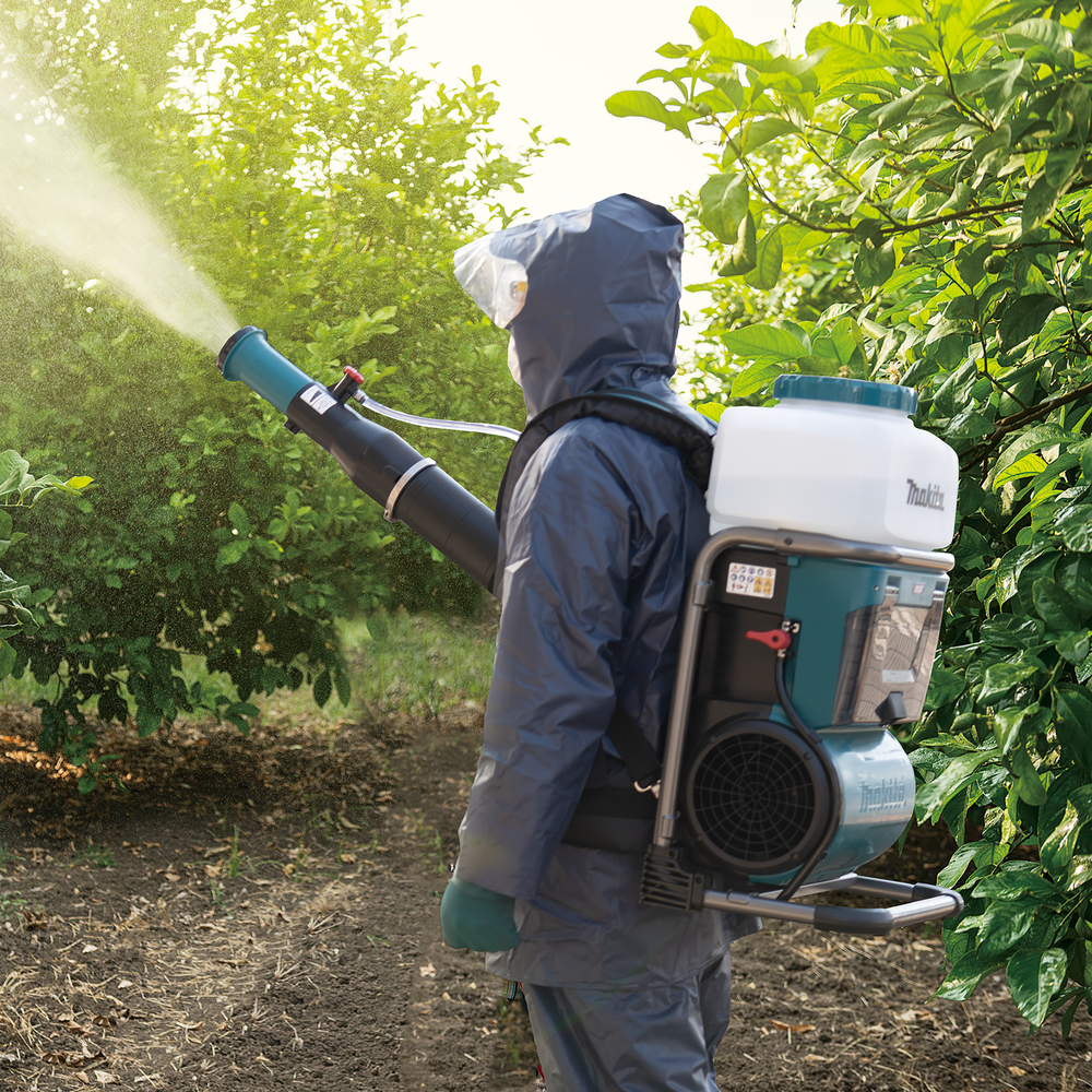 MAKITA Akku-Rucksacksprühgerät PM001GL202
