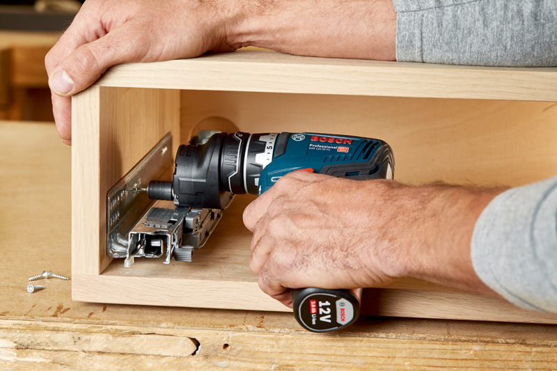 BOSCH Akku-Bohrschrauber GSR 12V-35 FC, 2 x Akku GBA 12V 3.0Ah, L-BOXX