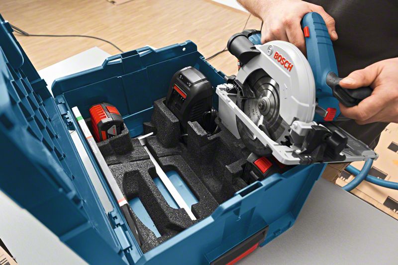 BOSCH Akku-Kreissäge GKS 18V-57 G, mit 2 x 4.0 Ah Li-Ion Akku, L-BOXX