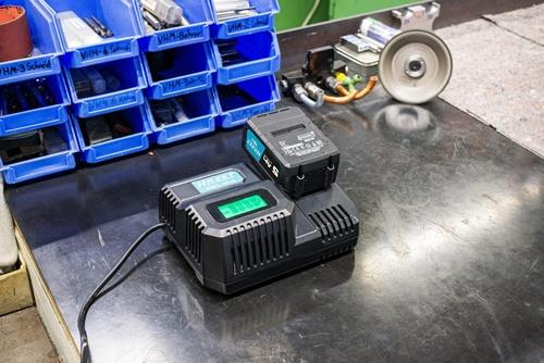 HAZET Schnellladegerät 9501-1018 Li-Ion HAZET