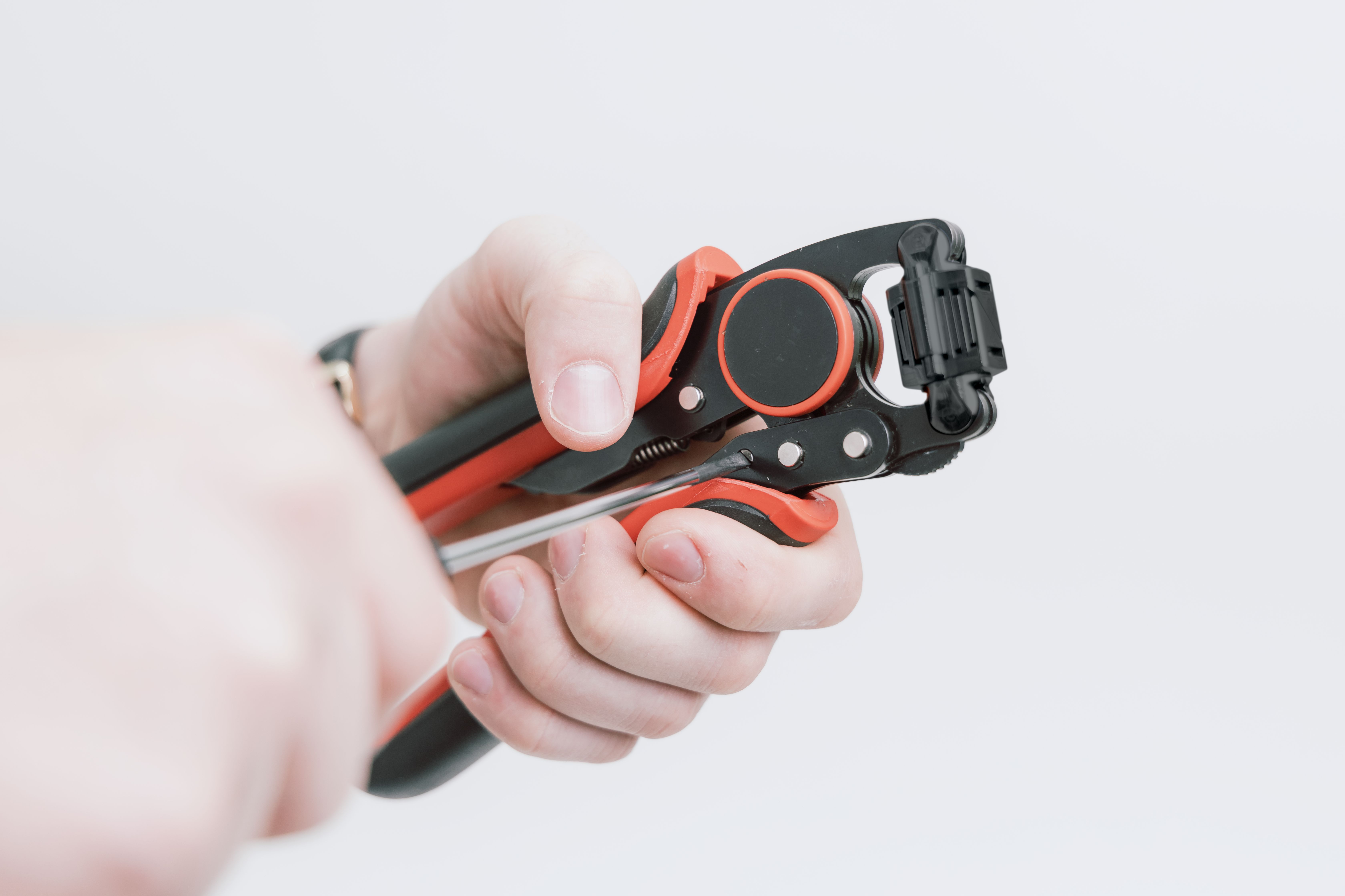 Wiha Crimpwerkzeug automatisch für Aderendhülsen Vierkant-Pressung mit drehbarem Crimpkopf 193 mm, 0.08 - 16 (45223)