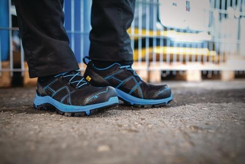 HAIX Sicherheitsschuh BE Safety 40.1 low Gr.7 (41) schwarz/blau S3 HRO HI CI WR SRC E HAIX Sicherheitsschuh BE Safety 40.1 low Gr.7 (41) schwarz/blau S3 HRO HI CI WR SRC E