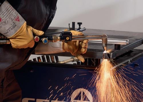 MESSER-CUTTING Handschneidbrenner ESSEN 8625 95Grad L.530mm f.gasemischende Schneiddüsen MESSER-CUTTING Handschneidbrenner ESSEN 8625 95Grad L.530mm f.gasemischende Schneiddüsen