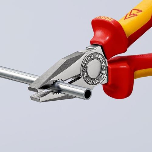 KNIPEX Kombizange L.160mm Mehrkomp.-Hüllen verchr.VDE KNIPEX KNIPEX Kombizange L.160mm Mehrkomp.-Hüllen verchr.VDE KNIPEX