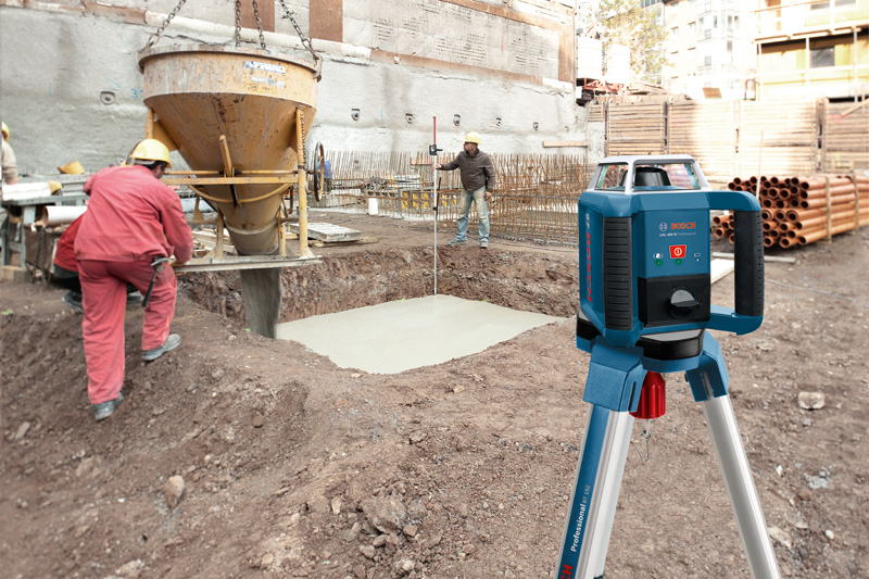 BOSCH Rotationslaser GRL 400 H, mit LR 1, Baustativ BT 170 HD und Messstab GR 240