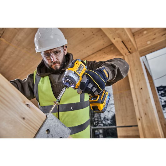 DEWALT 18 Volt Akku-Schlagschrauber (1/4") mit 282 Nm (Basisversion) DCF860NT-XJ