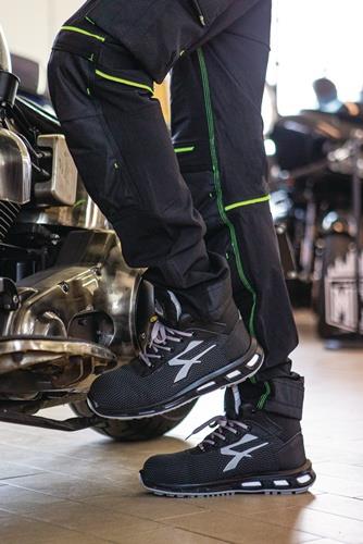 U.POWER Bundhose Atom Gr.2XL schwarz/carbon U.POWER U.POWER Bundhose Atom Gr.2XL schwarz/carbon U.POWER