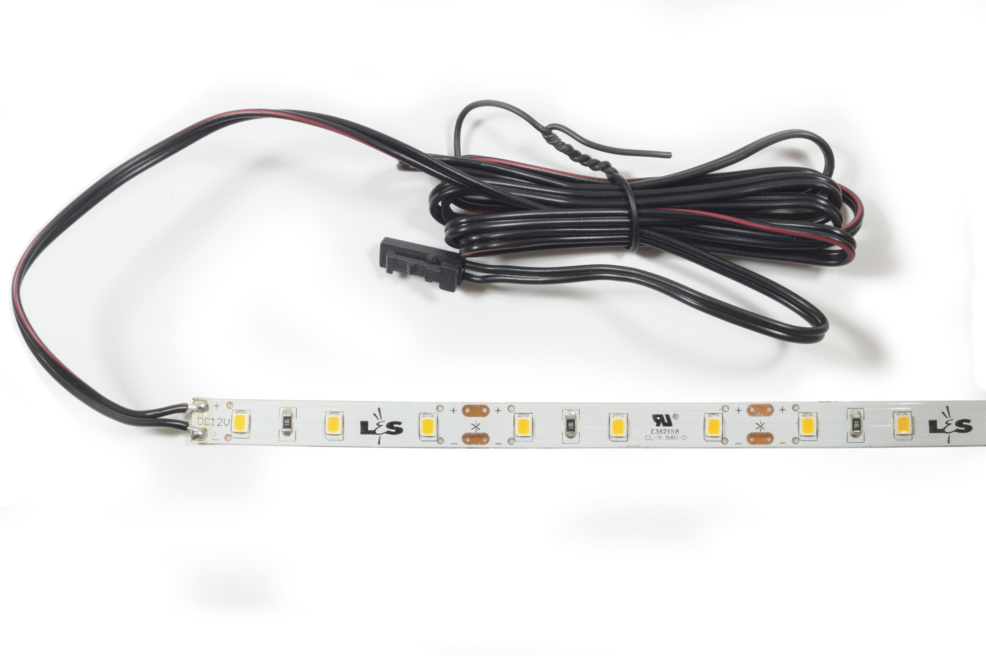 L&S LED-Band 60LEDs/m (2835), 2700K, 3/50mm, 12VDC, 4,8W/m, 8mmx5m, IP20, white PC, Tudo 1,8m Zul