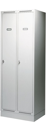 Garderobenschrank