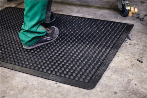MILTEX Arbeitsplatzbodenbelag Endstück L1200xB900xS13mm schwarz Naturkautschuk