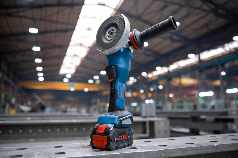 BOSCH Akku-Winkelschleifer BITURBO mit X-LOCK GWX 18V-15 P, solo, L-BOXX