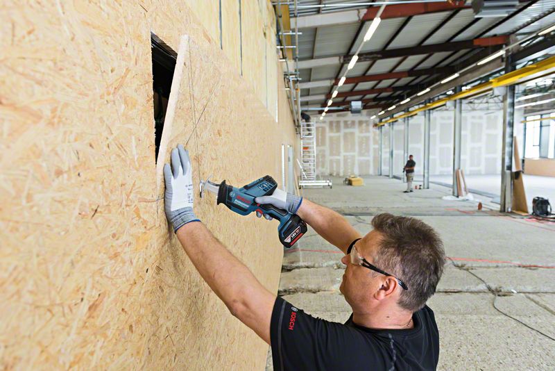 BOSCH Akku-Säbelsäge GSA 18 V-LI C, Solo Version, L-BOXX BOSCH Akku-Säbelsäge GSA 18 V-LI C, Solo Version, L-BOXX