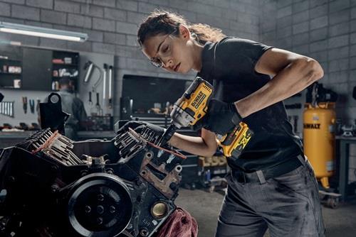 DEWALT Akku-Schlagschrauber DCF892NT 18/54V 12,5mm (1/2Zoll) A4-kt.135Nm,406,813 DEWALT DEWALT Akku-Schlagschrauber DCF892NT 18/54V 12,5mm (1/2Zoll) A4-kt.135Nm,406,813 DEWALT