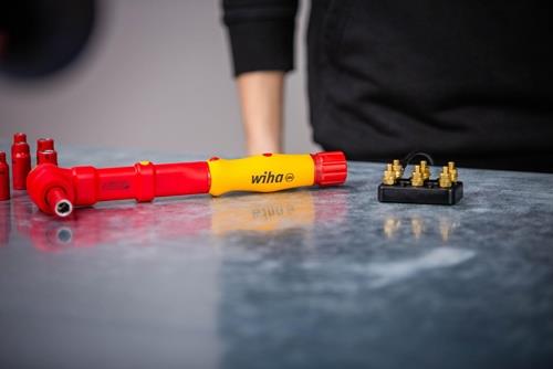WIHA Elektronischer Drehmomentschlüssel 2822 5-25 Nm 1/4 Zoll WIHA