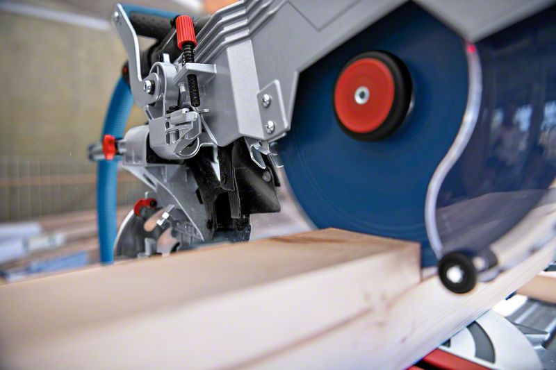BOSCH Akku-Kapp- und Gehrungssäge BITURBO GCM 18V-216 DC BOSCH Akku-Kapp- und Gehrungssäge BITURBO GCM 18V-216 DC