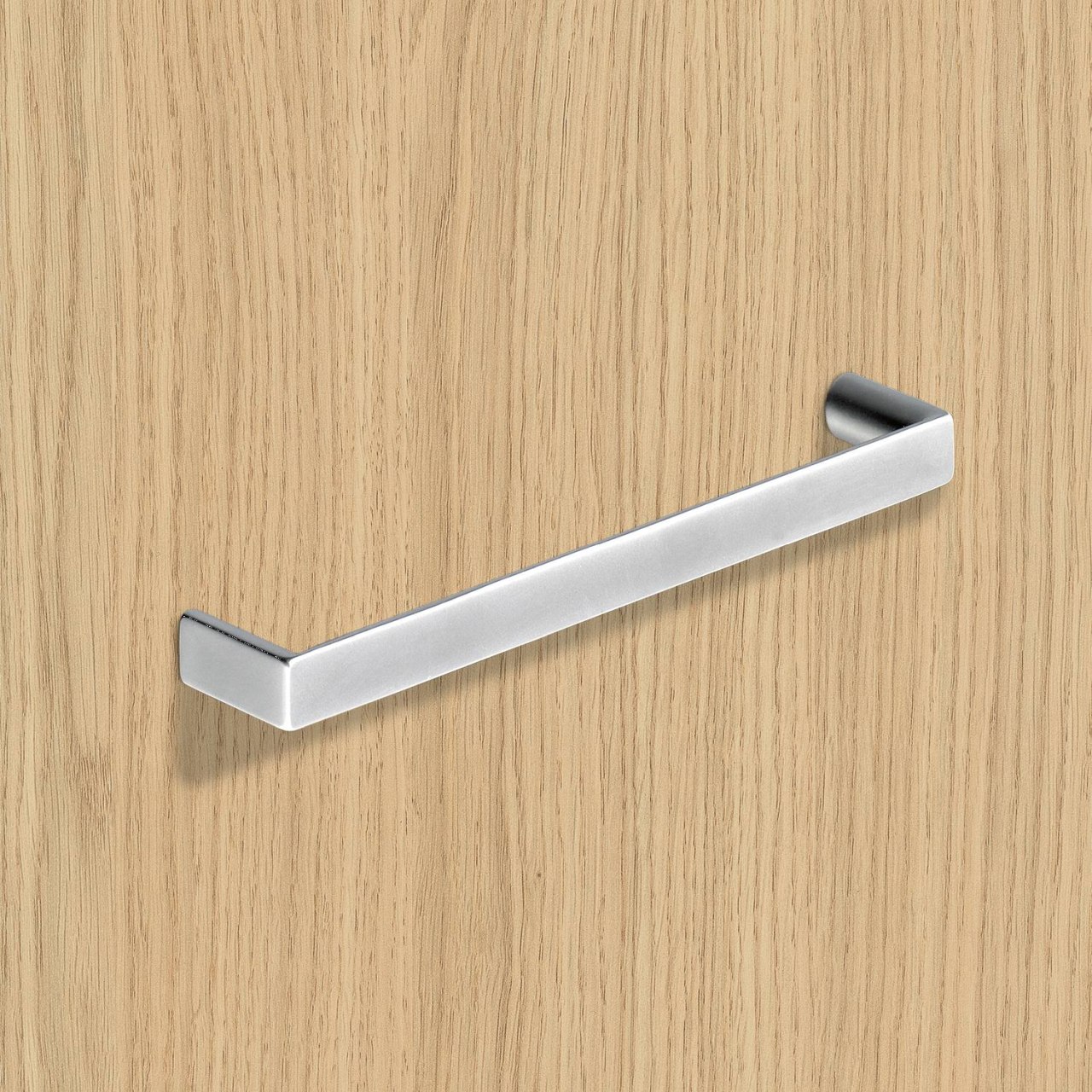 HETTICH Griff Baldone, •–• 160, L 168 mm, B 11 mm, H 26 mm, Verchromt matt, 9995782 HETTICH Griff Baldone, •–• 160, L 168 mm, B 11 mm, H 26 mm, Verchromt matt, 9995782