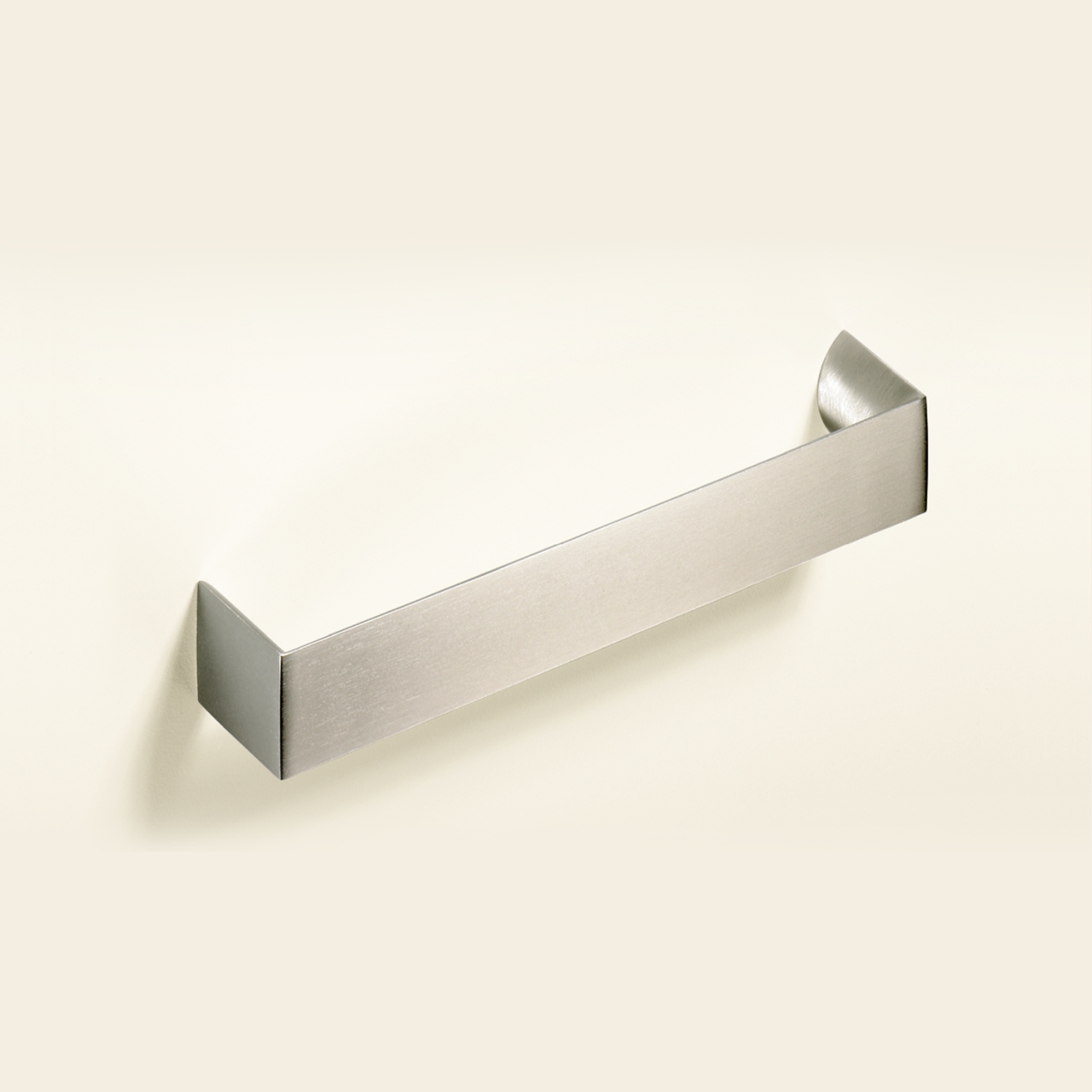 HETTICH Griff Nursia, •–• 160, L 168 mm, B 24 mm, H 30 mm, Verchromt matt, 9120199 HETTICH Griff Nursia, •–• 160, L 168 mm, B 24 mm, H 30 mm, Verchromt matt, 9120199