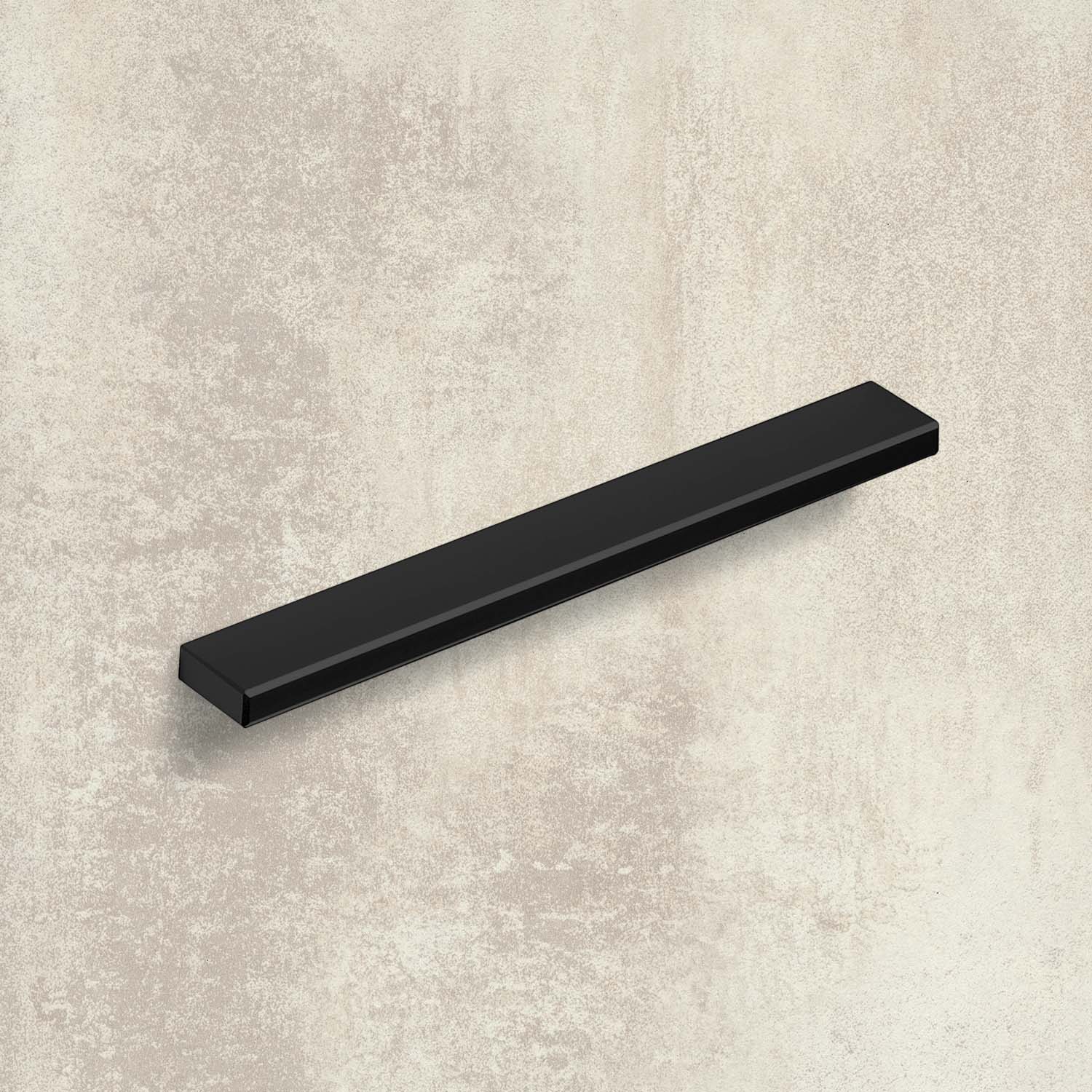 HETTICH Griffleiste Stabia, Bohrabstand 96 mm, L 108 mm, B 8 mm, H 20 mm, Schwarz matt, 9345441