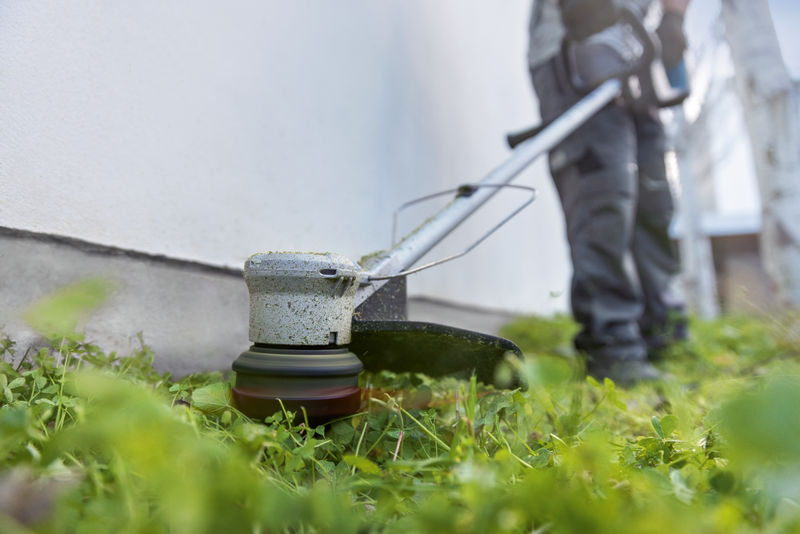 BOSCH Akku-Rasentrimmer GRT 18V-33