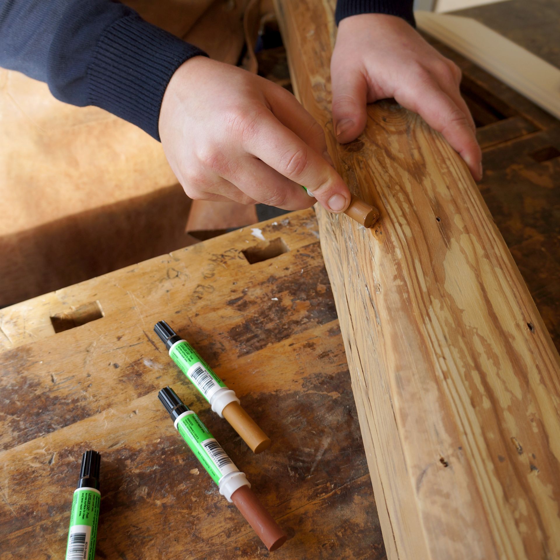 Wood Repair 3-in-1 Reparaturstift, reinweiß Wood Repair 3-in-1 Reparaturstift, reinweiß