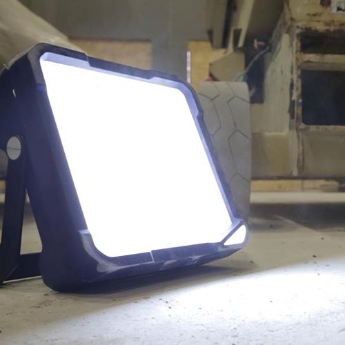 SCANGRIP LED-Strahler VEGA LITE 45 W 6000 lm 5m H07RN-F 3x1,5mm² IP54 SCANGRIP SCANGRIP LED-Strahler VEGA LITE 45 W 6000 lm 5m H07RN-F 3x1,5mm² IP54 SCANGRIP