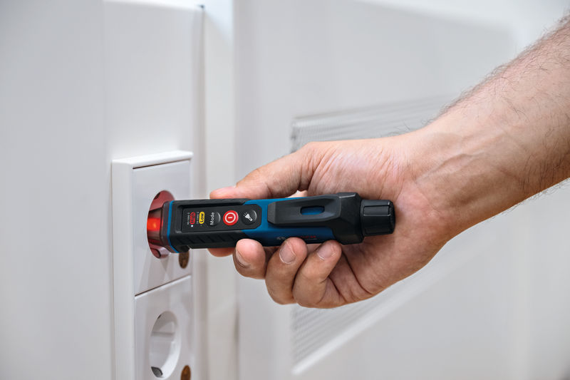 BOSCH Spannungsprüfer GVD 1000-17