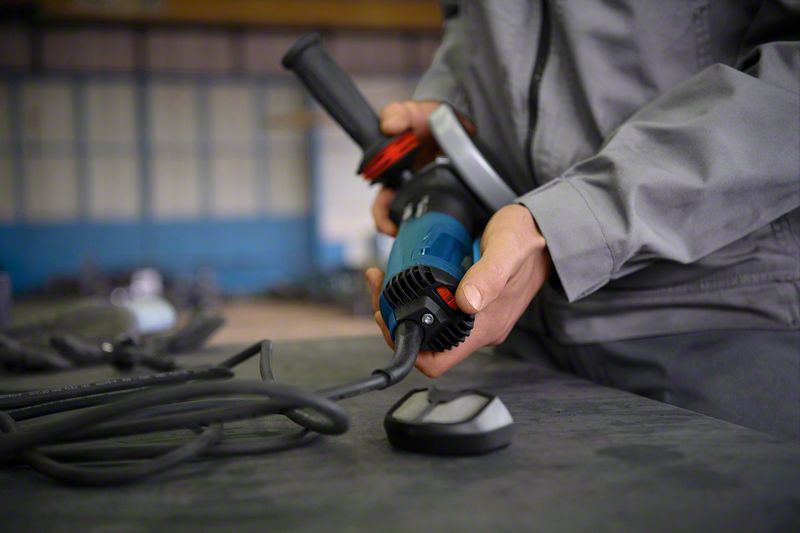 BOSCH Winkelschleifer mit X-LOCK GWX 17-125 S BOSCH Winkelschleifer mit X-LOCK GWX 17-125 S