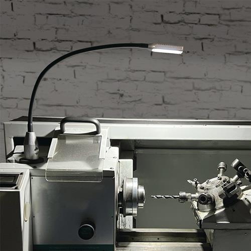 BAUER & BÖCKER LED-Arbeitsleuchte Glanzlicht 3 W 300 lm BAUER & BÖCKER BAUER & BÖCKER LED-Arbeitsleuchte Glanzlicht 3 W 300 lm BAUER & BÖCKER