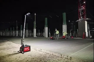 MILWAUKEE MX FUEL™ Akku-Kompaktbaustellenstrahler MXFTLIC-601