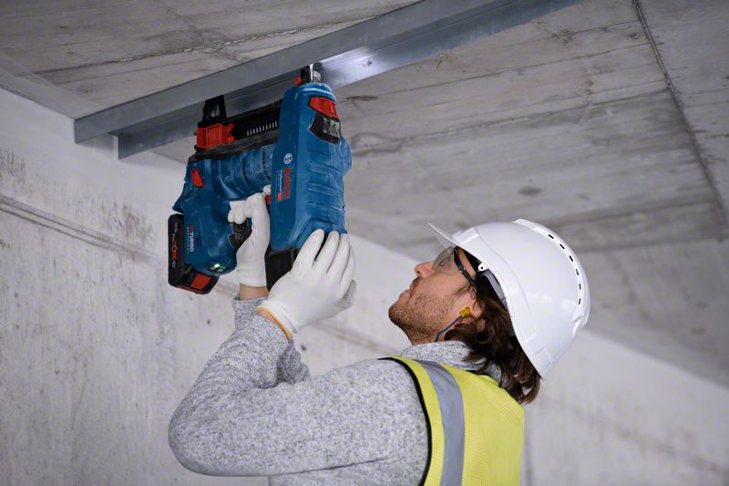 BOSCH Akku-Betonnagler GNB 18V-38, 2 x Akku ProCORE18V 4.0Ah, XL-BOXX