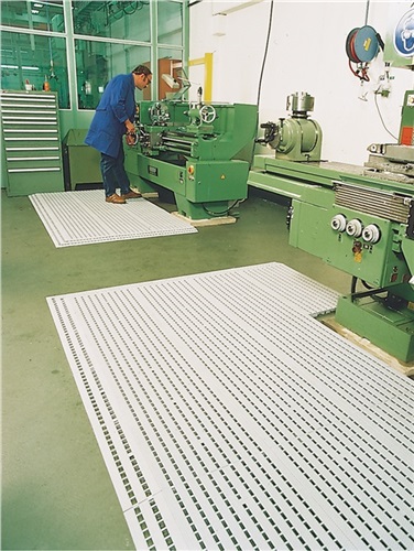GRUBER Arbeitsplatz-Bodenbelag Eckelement,geschl.L120xB120mm grün 4 St./KT