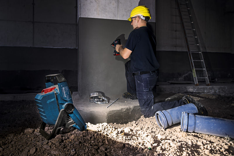 BOSCH Akku-Lampe GLI 18V-2200 C