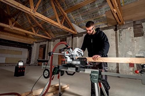 METABO Kapp- u.Gehrungssäge KGS 254 M, 305x92mm 1450 W 4500min-¹ 254 X 30mm METABO METABO Kapp- u.Gehrungssäge KGS 254 M, 305x92mm 1450 W 4500min-¹ 254 X 30mm METABO