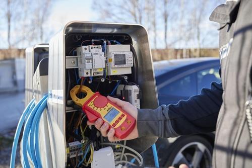 WIHA Stromzangenmultimeter b.1.000V AC CAT IV 1.000VV WIHA