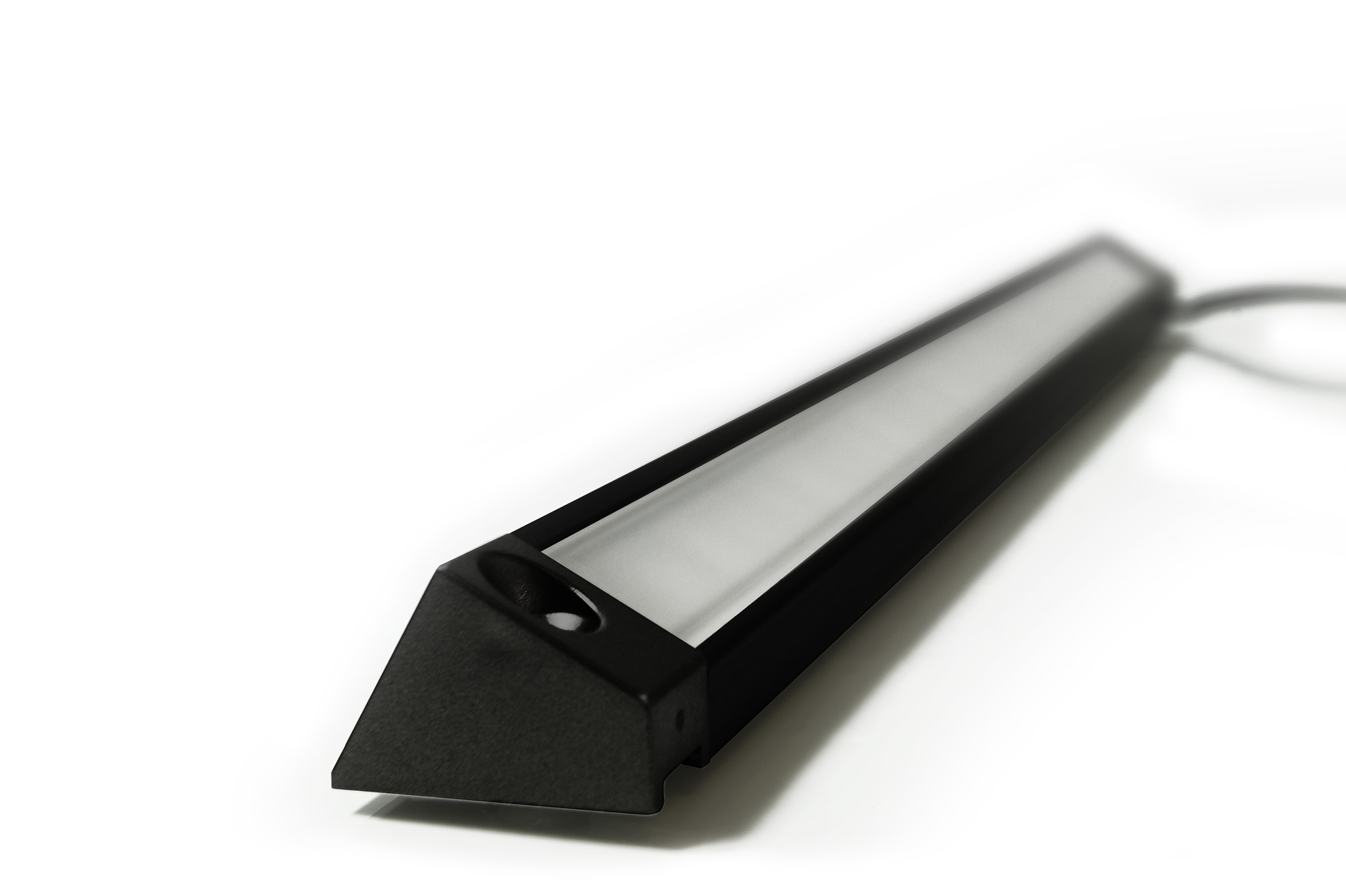 L&S Profil Derby II, 12,8x19mm, schwarz elox. L=2500mm. L&S Profil Derby II, 12,8x19mm, schwarz elox. L=2500mm.