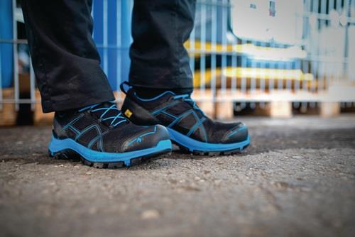 HAIX Sicherheitsschuh BE Safety 40.1 low Gr.7 (41) schwarz/blau S3 HRO HI CI WR SRC E HAIX Sicherheitsschuh BE Safety 40.1 low Gr.7 (41) schwarz/blau S3 HRO HI CI WR SRC E