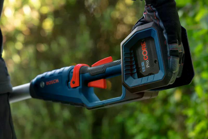 BOSCH Akku-Teleskop-Hochentaster GKE 18V-25 TP