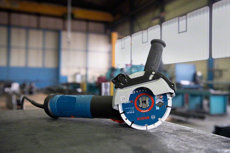 BOSCH Winkelschleifer mit X-LOCK GWX 17-125 S BOSCH Winkelschleifer mit X-LOCK GWX 17-125 S