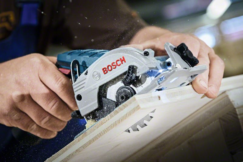 BOSCH Akku-Kreissäge GKS 12V-26, mit 2 x 3.0 Ah Li-Ion Akku, L-BOXX