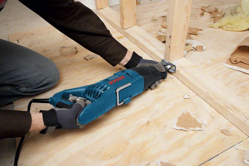 BOSCH Säbelsäge GSA 1100 E, Sägeblatt Metall S 123 XF, Sägeblatt Holz S 2345 X BOSCH Säbelsäge GSA 1100 E, Sägeblatt Metall S 123 XF, Sägeblatt Holz S 2345 X