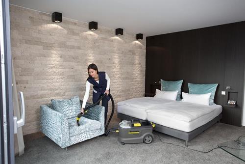 KÄRCHER Waschsauger Puzzi 10/1 Edition 74l/s 254/25,4mbar/kPabar 10l KÄRCHER