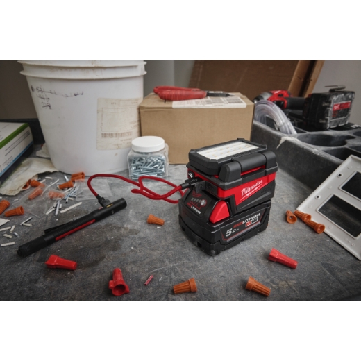 MILWAUKEE M18™ Akku-Bauleuchte M18ALIS-0