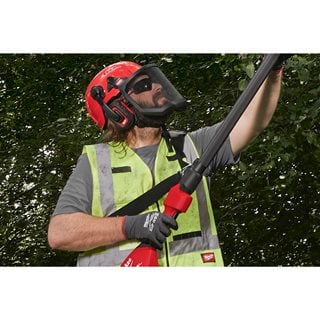 MILWAUKEE M18 FUEL™ Akku-Teleskop-Astsäge 30 cm M18FTPS30-121