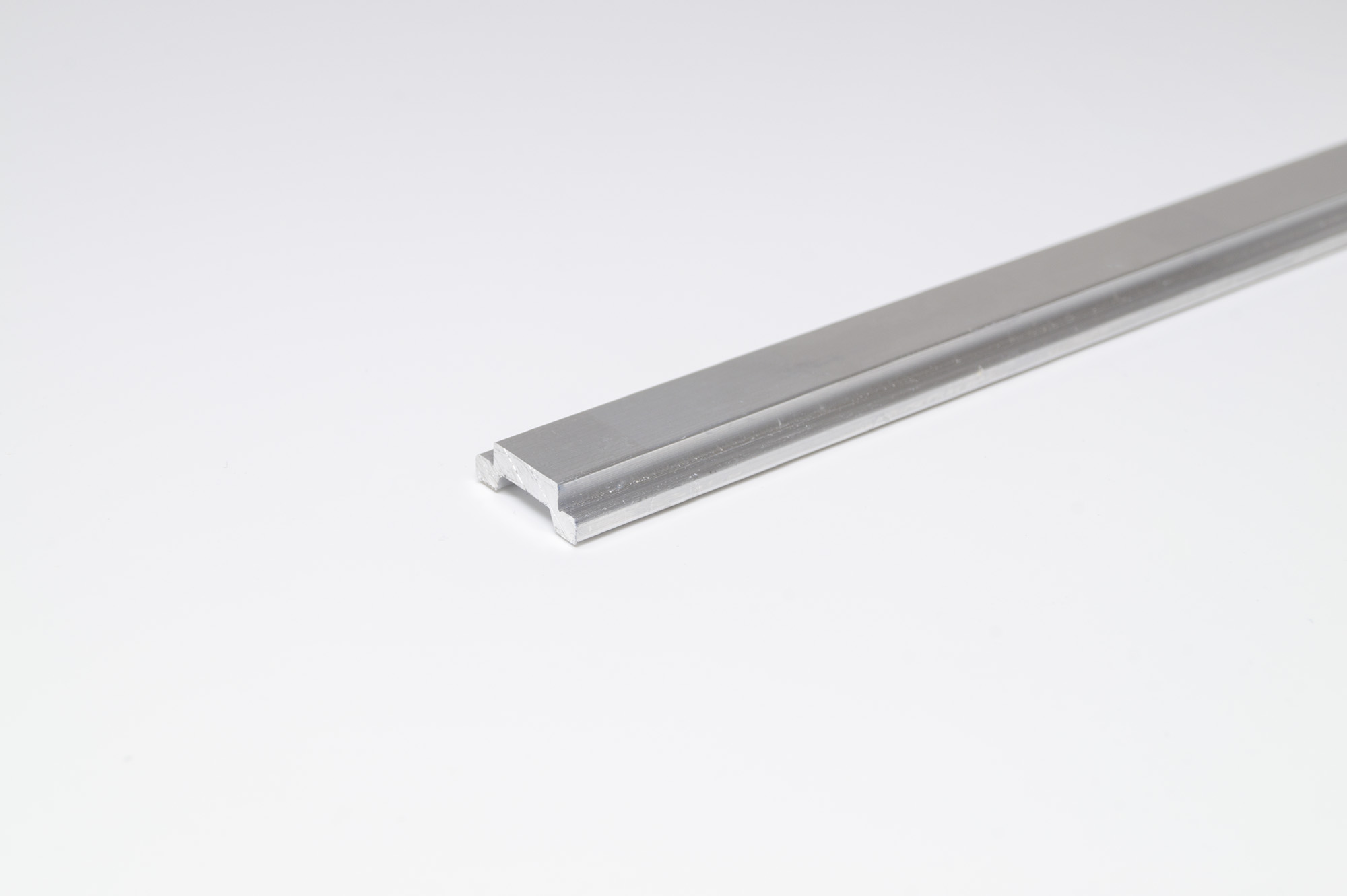 L&S LED Einschubprofil, 10,4x3,3mm, L=2500mm, Aluminium