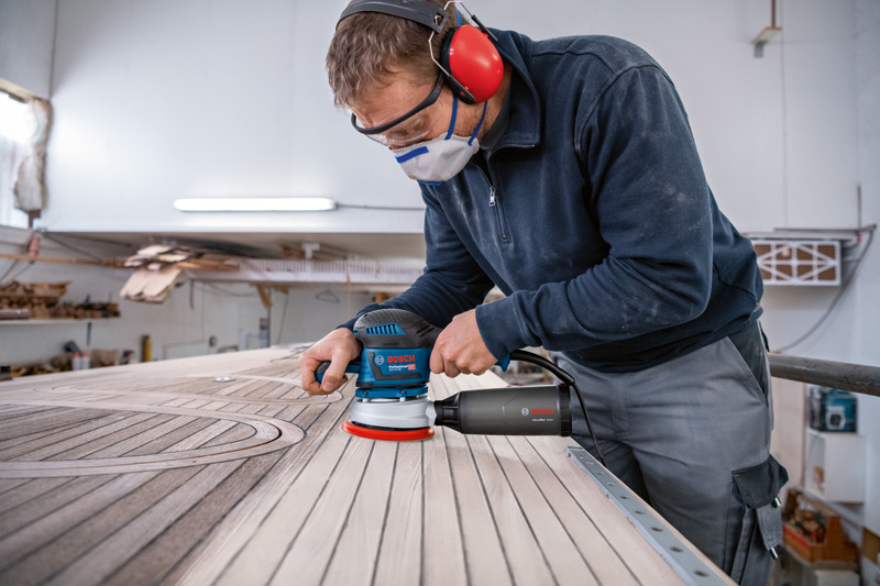 BOSCH Exzenterschleifer GEX 40-150 mit 1 x Schleifblatt M480 und L-BOXX