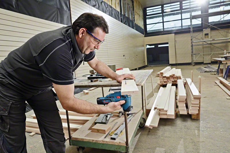 BOSCH Akku-Stichsäge GST 12V-70, mit 2 x 3.0 Ah Li-Ion Akku, L-BOXX BOSCH Akku-Stichsäge GST 12V-70, mit 2 x 3.0 Ah Li-Ion Akku, L-BOXX
