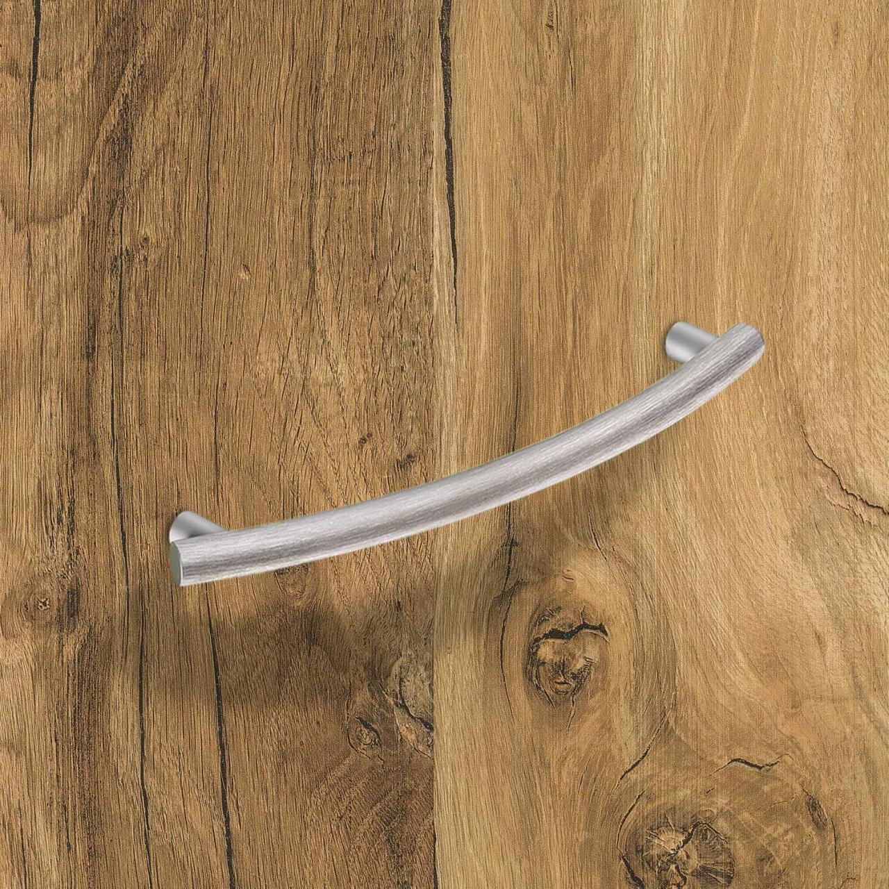HETTICH Griff Bathia, •–• 128, L 151 mm, B 8 mm, H 28 mm, Edelstahl Optik gebürstet, 9070516 HETTICH Griff Bathia, •–• 128, L 151 mm, B 8 mm, H 28 mm, Edelstahl Optik gebürstet, 9070516