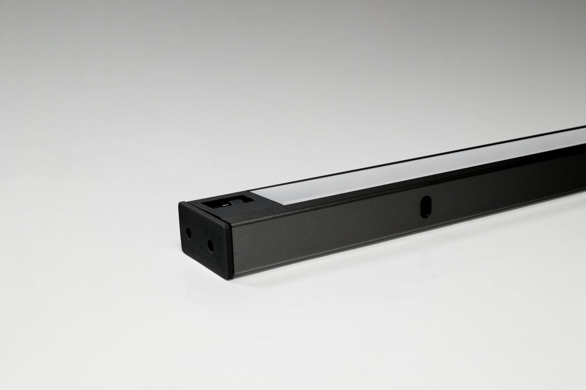 L&S LED Schrankinnenleuchte Kiton mit 1x IR Sensor 511mm, 12VDC, 5,9W, WW/NW, schwarz