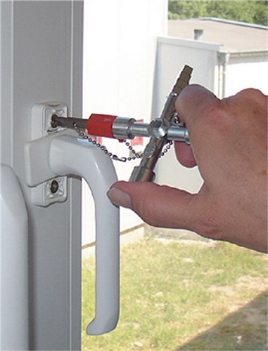 SCHUEBO Schaltschrankschlüssel 820 M03 13 Funktionen m.Bitadapter SCHUEBO SCHUEBO Schaltschrankschlüssel 820 M03 13 Funktionen m.Bitadapter SCHUEBO
